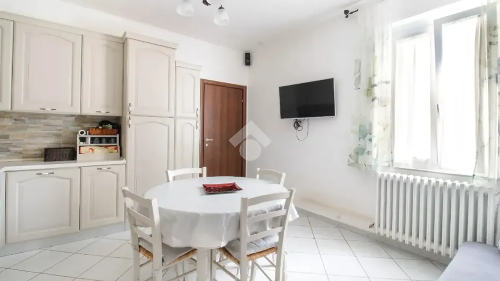 Dining Room - Rustic House with Garden in Sant'Elpidio a Mare