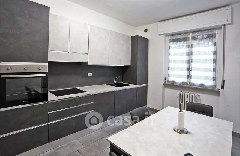 Cucina - Monolocale con balcone nel centro di Castellanza