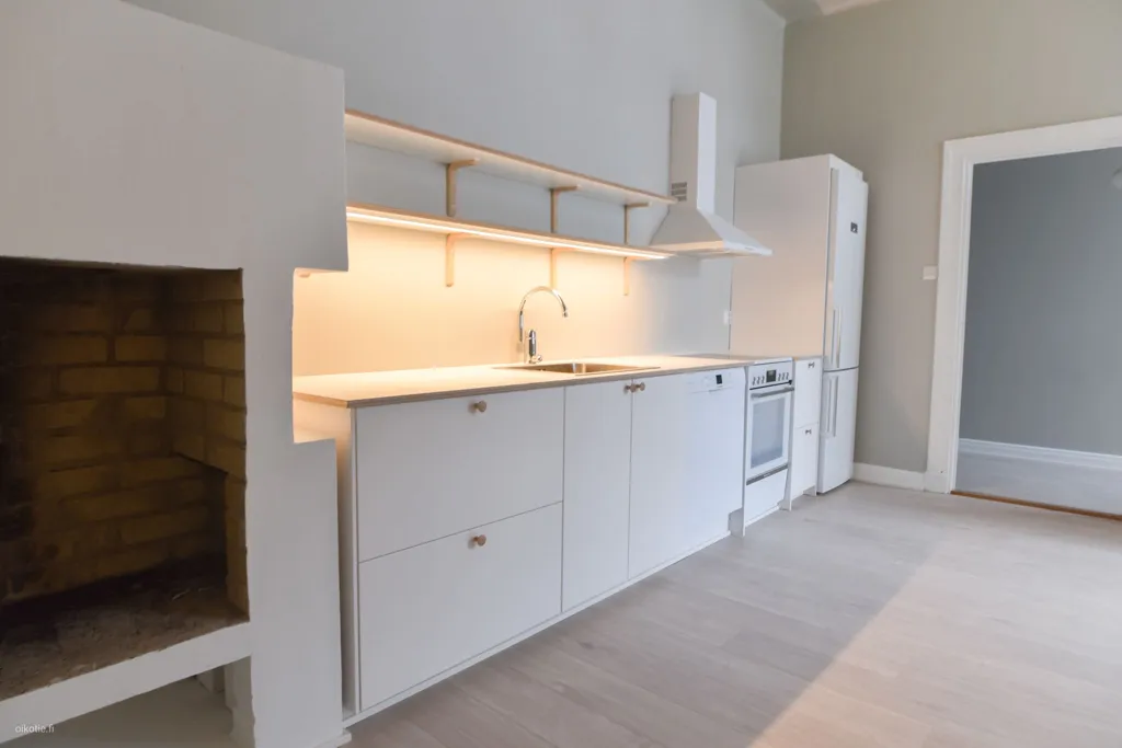 Cuisine - Bright Apartment with Historic Charm in Turku Centre