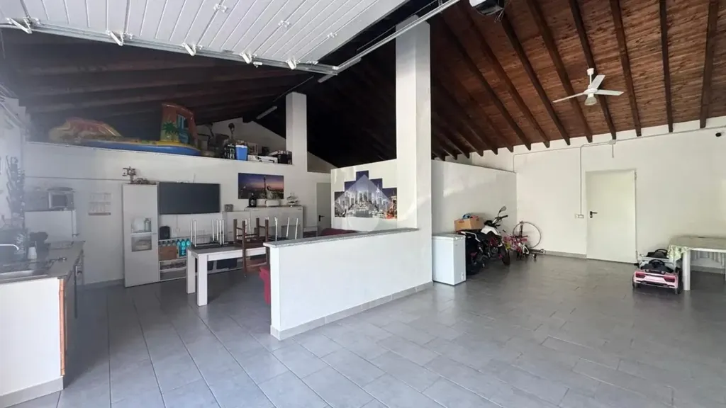 garage