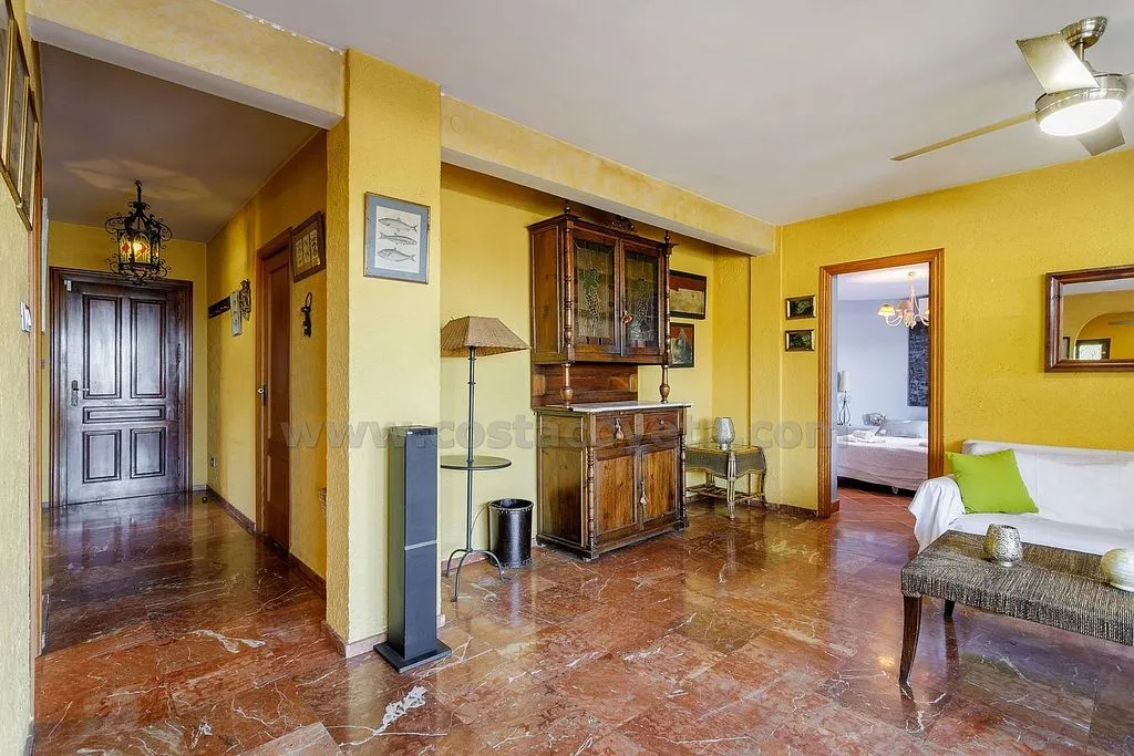 Elutuba - Chalet with Pool and Terrace in Calle D'osca