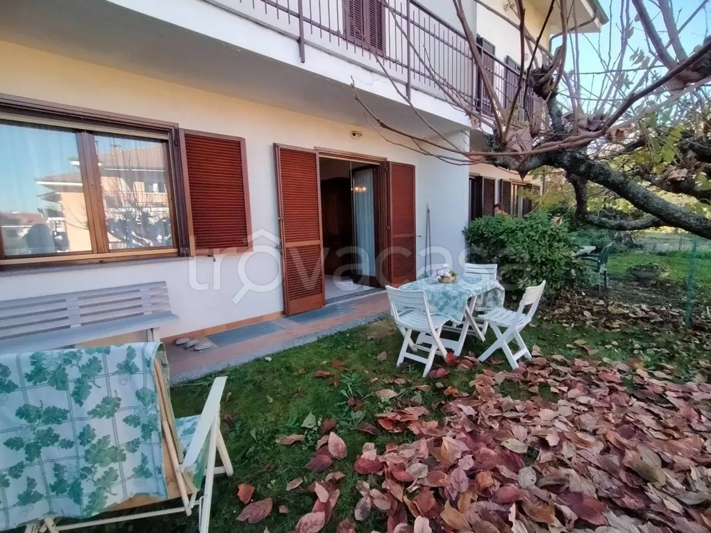 Terrass - Terraced Villa with Private Garden in Rivara