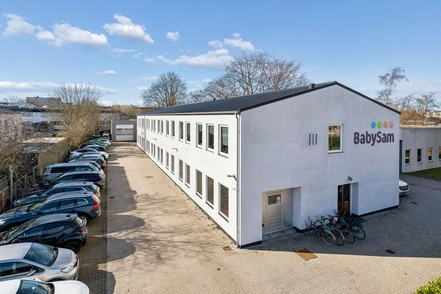 Välivaade - Flexible Office Space with Natural Light in Rødovre