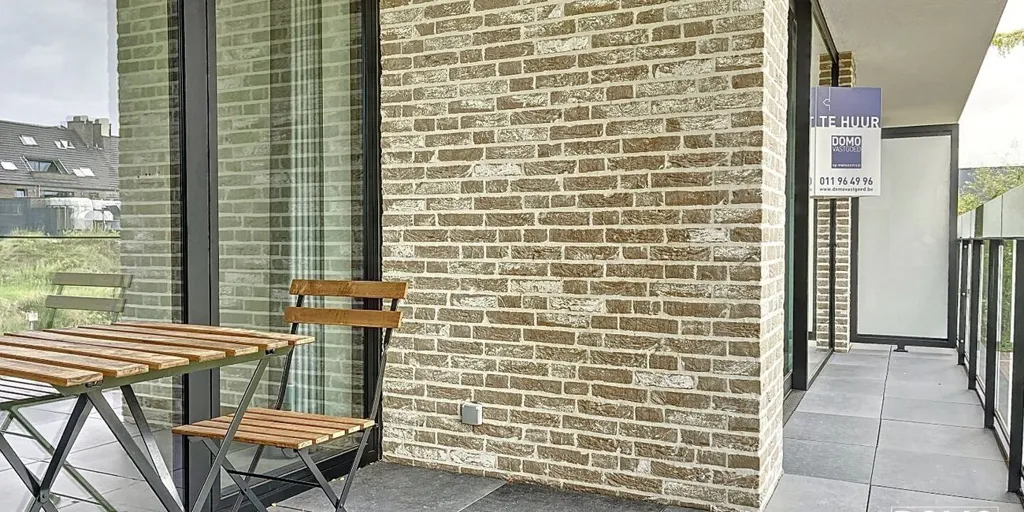 Rõdu - Modern Apartment with Terrace in Diepenbeek