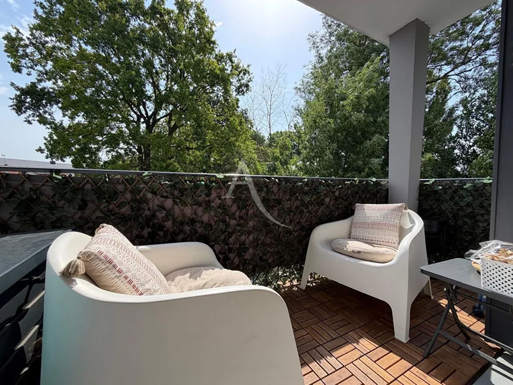 Balcone - Bright 3-Bed Flat with Balcony in La Basoche