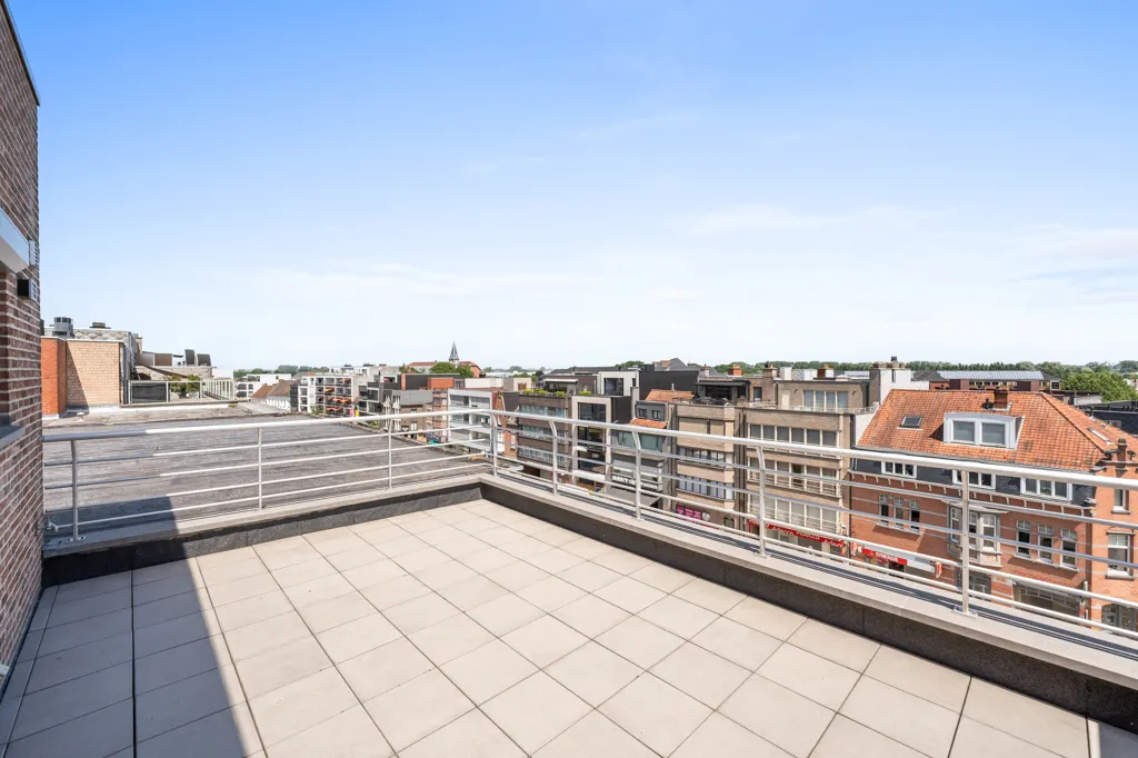 Terrasse - Duplex avec Vue sur la Place à Deinze