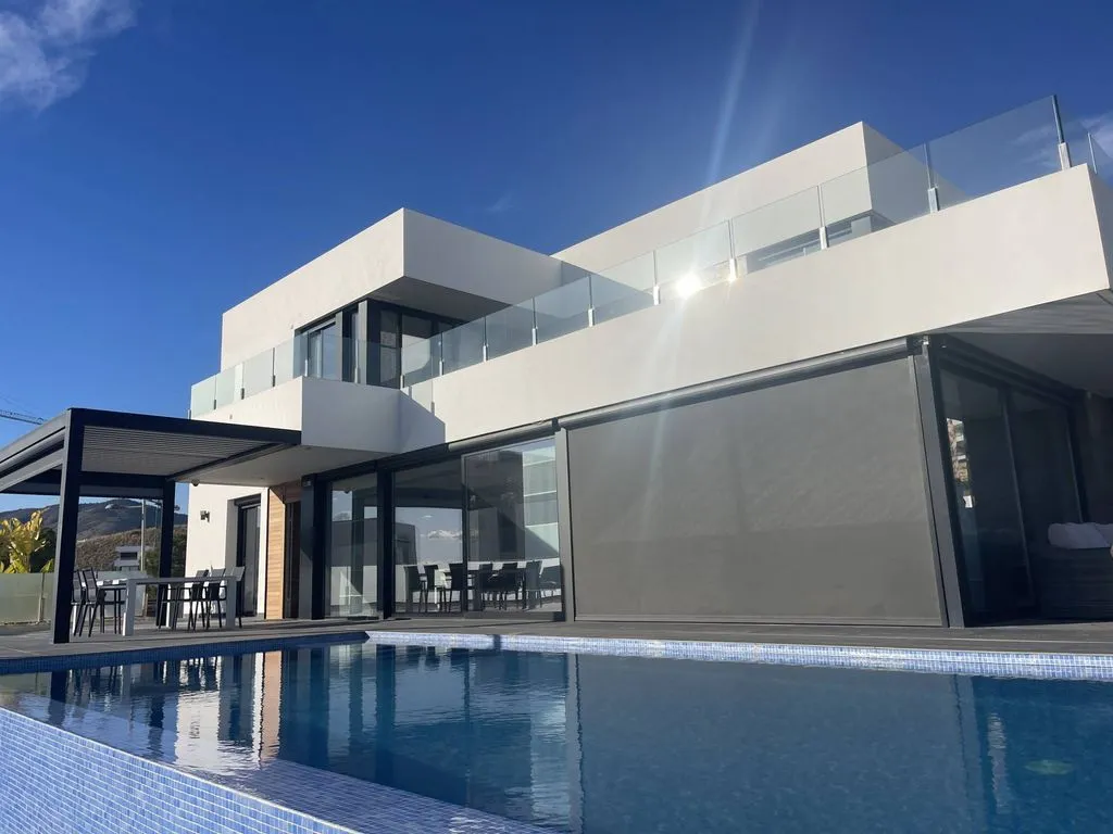 Piscine - Luxury Villa with Sea View in Finestrat