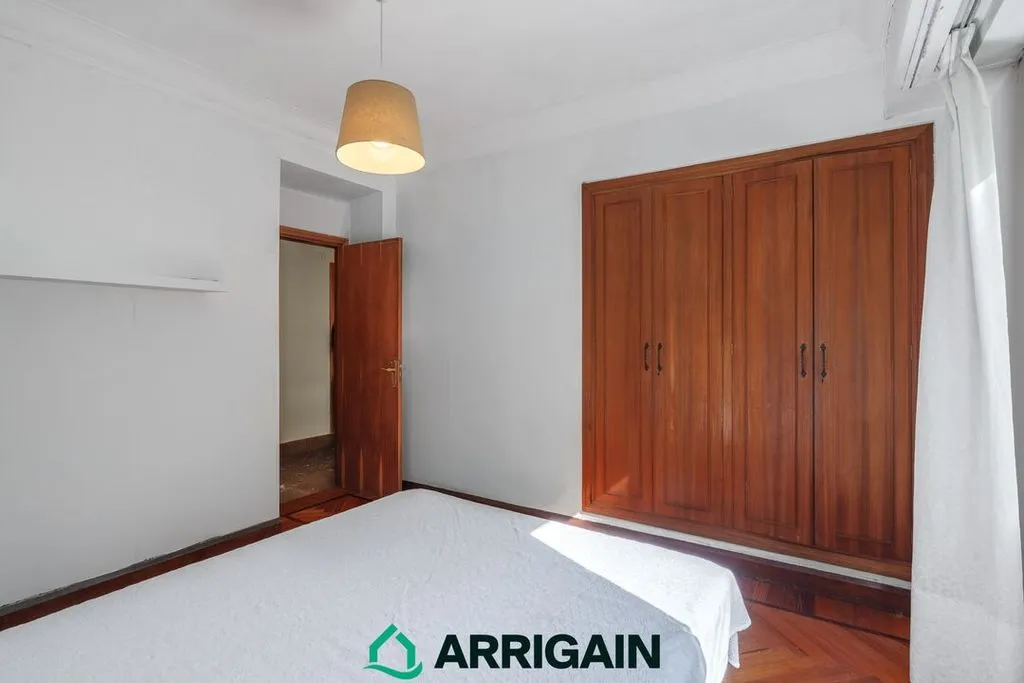 Magamistoad - 5-Bedroom Flat with River Views in San Sebastián