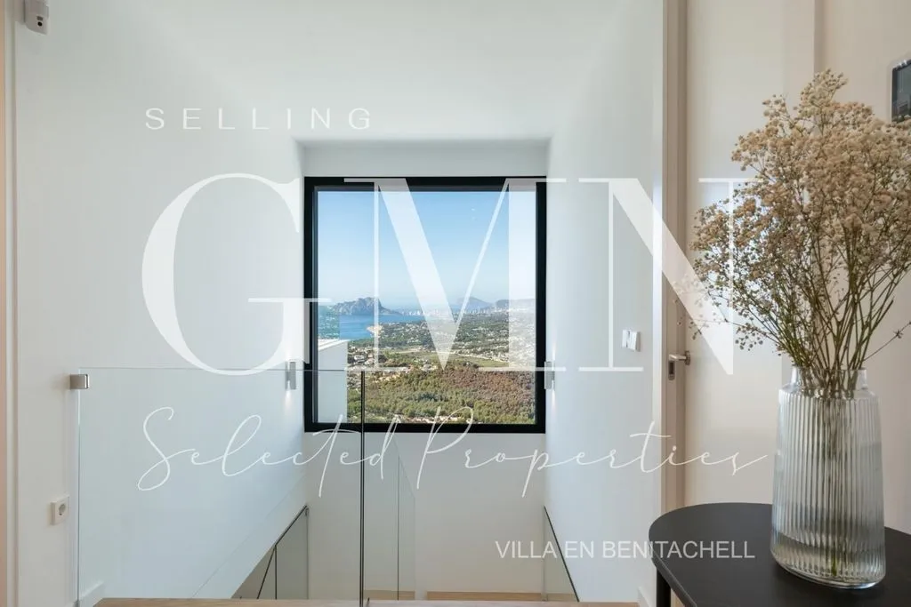 Esik - Luxury Villa with Sea Views in Benitachell