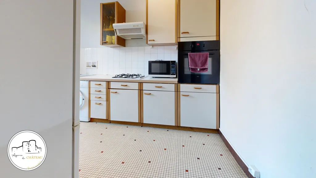 Köök - Type 4 Flat with Balcony in Angers Centre