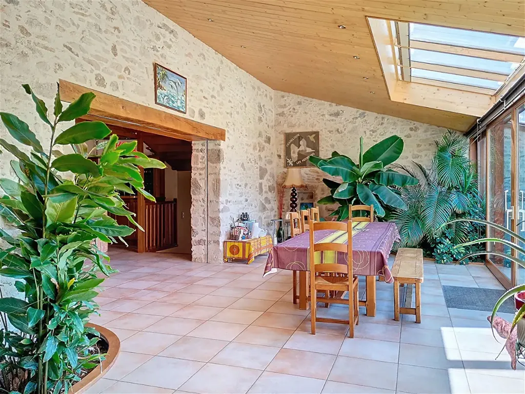 Maison 13 pièces à Aizenay