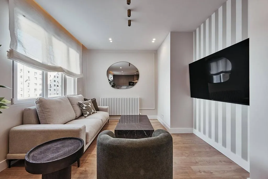 Séjour - Renovated Apartment with City View in Madrid
