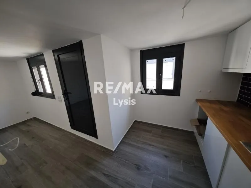 Köök - Modernised Studio with Balcony in Rethymno