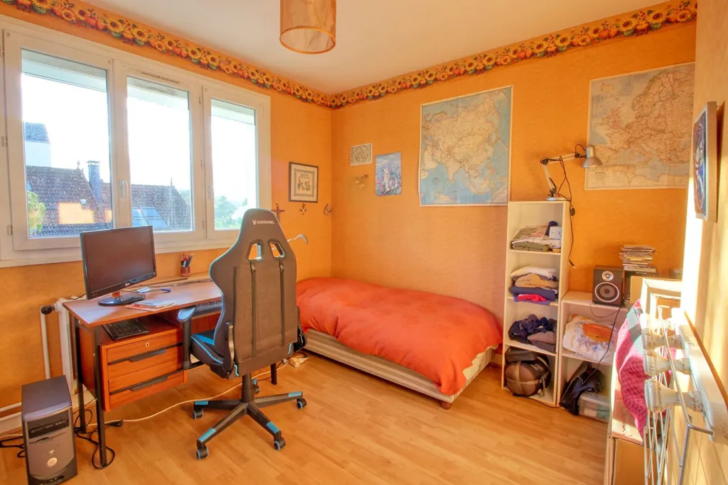 Chambres - Maison Familiale avec Terrasse à Antony