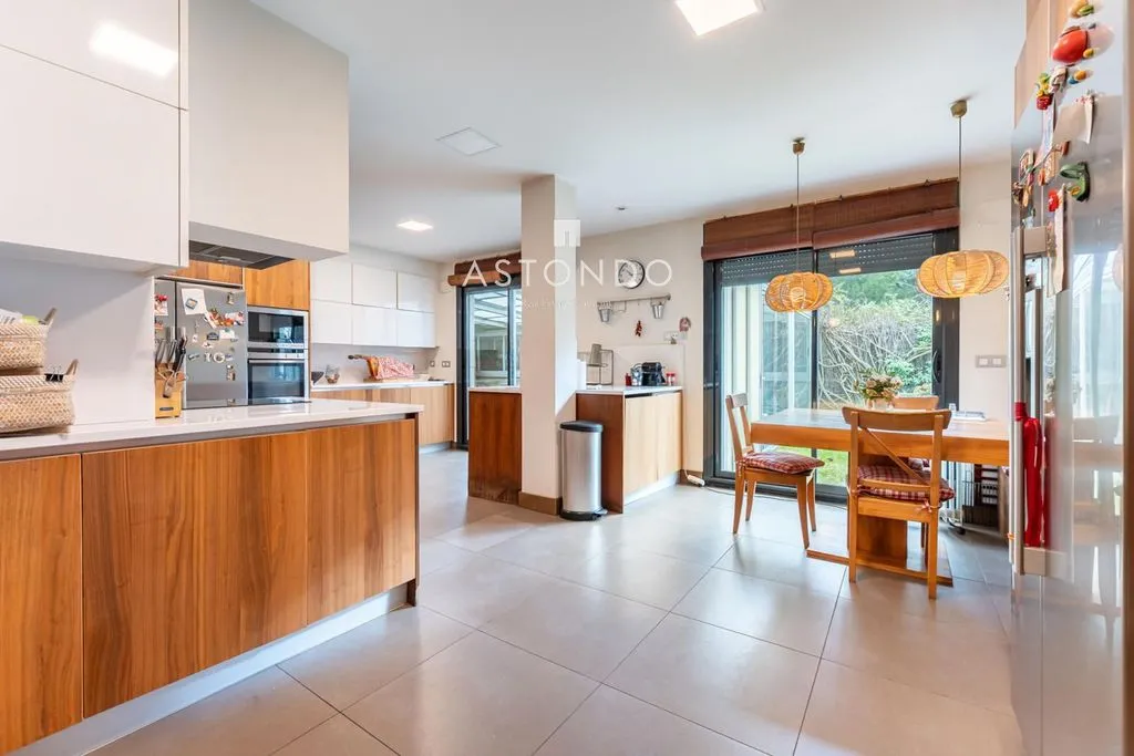 Köök - Detached Villa with Private Pool in Boadilla del Monte
