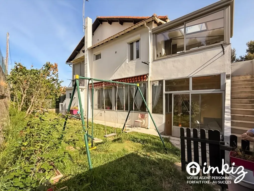 Jardin - Maison avec Piscine et Jardin à Marseille 11ème