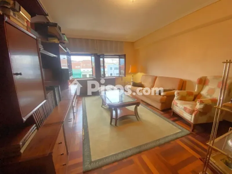 Elutuba - Apartment with City Views in Torrelavega