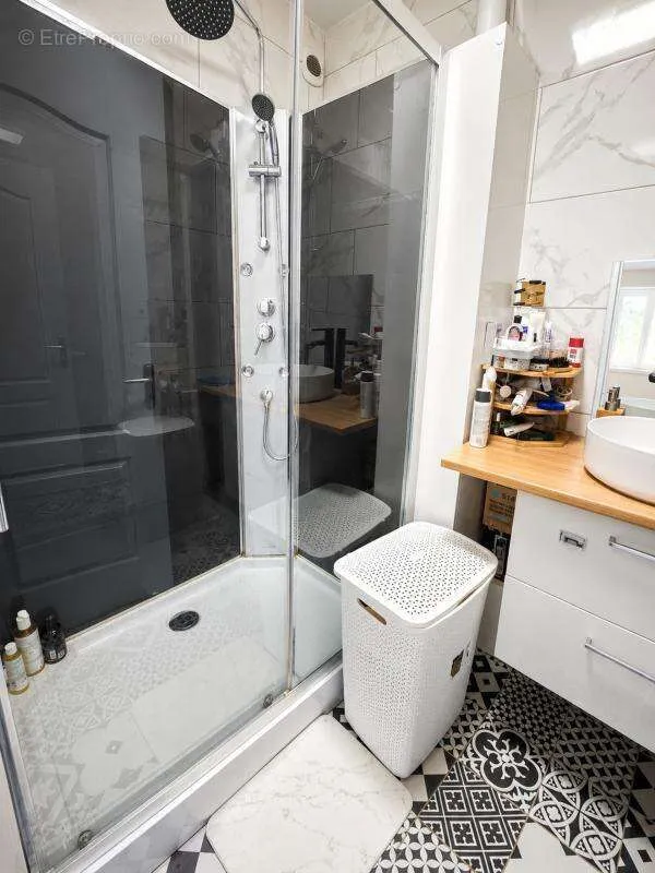 Vannitoad - T3 Apartment with Balcony in Tourcoing