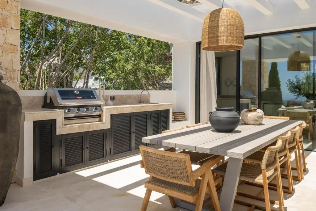 Terrass - Modern Villa with Pool in Benahavís