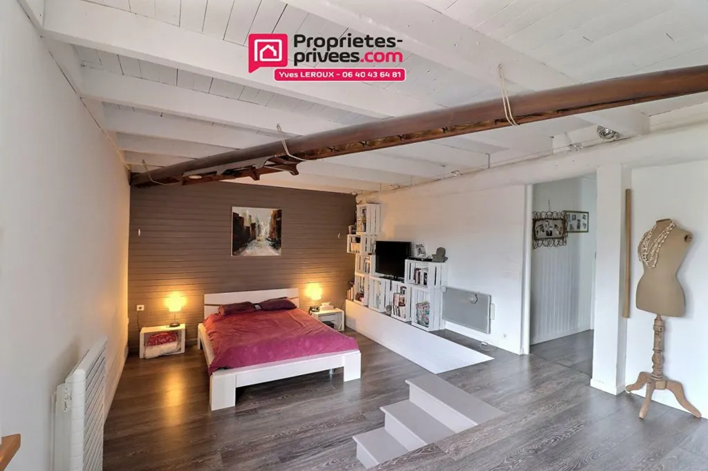 Chambres - Maison Rénovée avec Piscine à Mougny