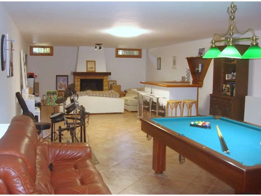 Pièces - Chalet with Pool in Luxury Urbanisation, Albacete