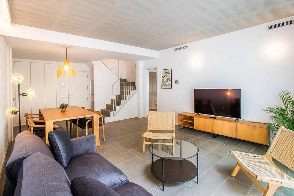 Séjour - Barcelona Apartment with Terrace in El Guinardó
