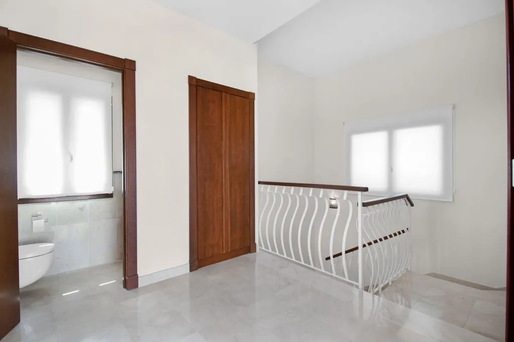 Esik - Andalucian Villa with Pool in Benahavís