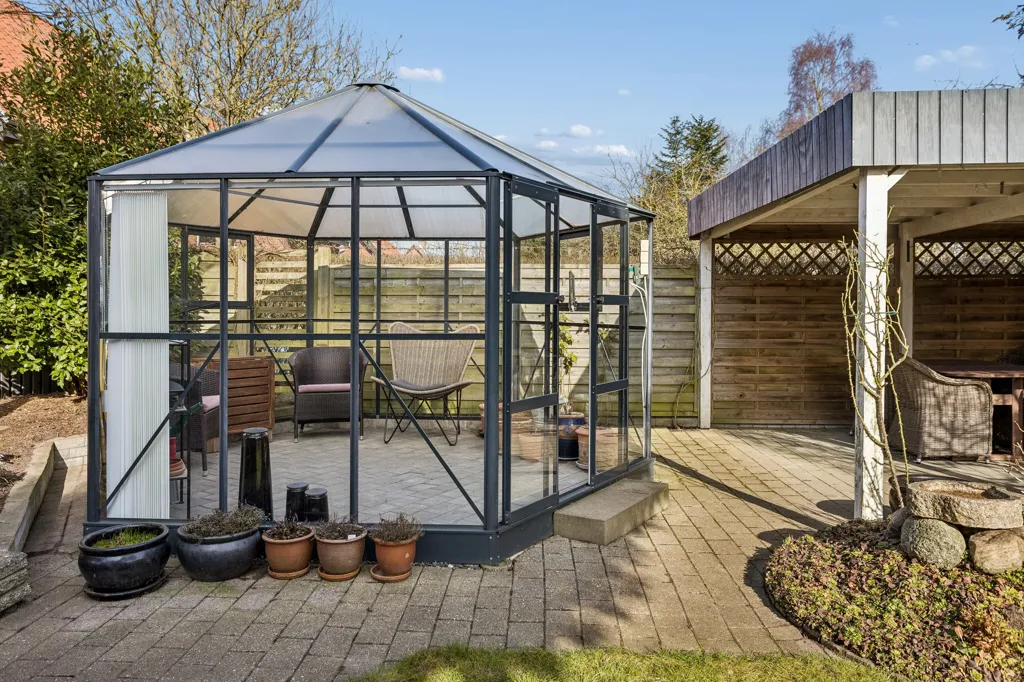 Terrace - Murstensvilla with Garden in Otterup