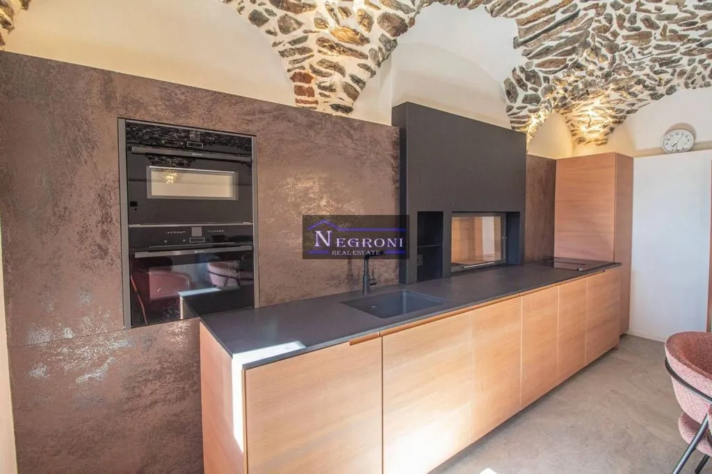 Köök - Luxury Apartment with Medieval View in Gromo