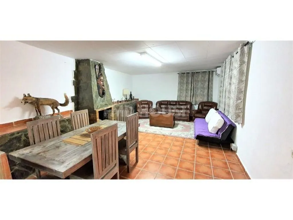 Söögituba - Luxury House with Pool in Lloret de Mar