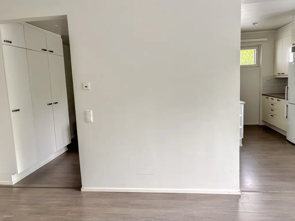 Cucina - Spacious Apartment with Balcony in Länsimäki, Vantaa