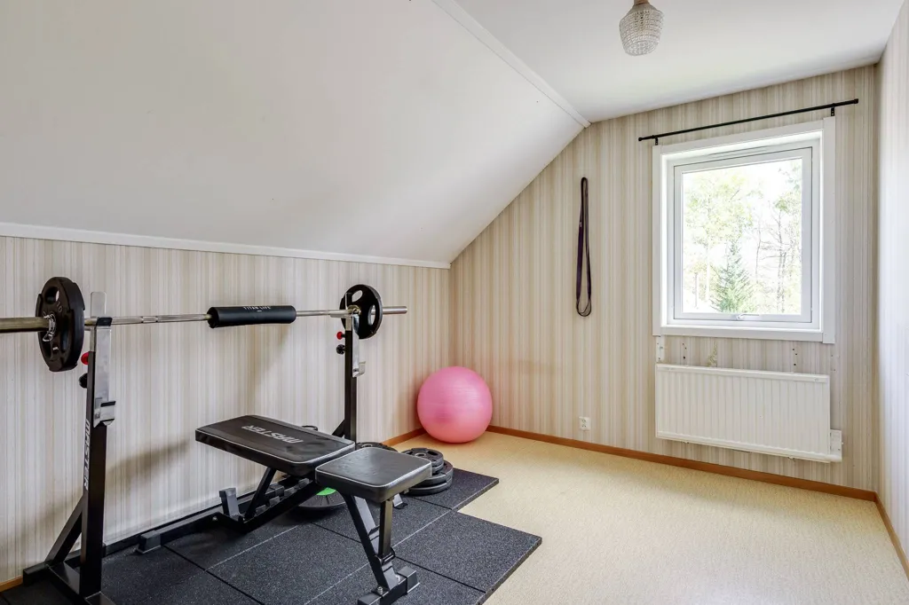6-toaline maja asukohas Hallsbergs kommun