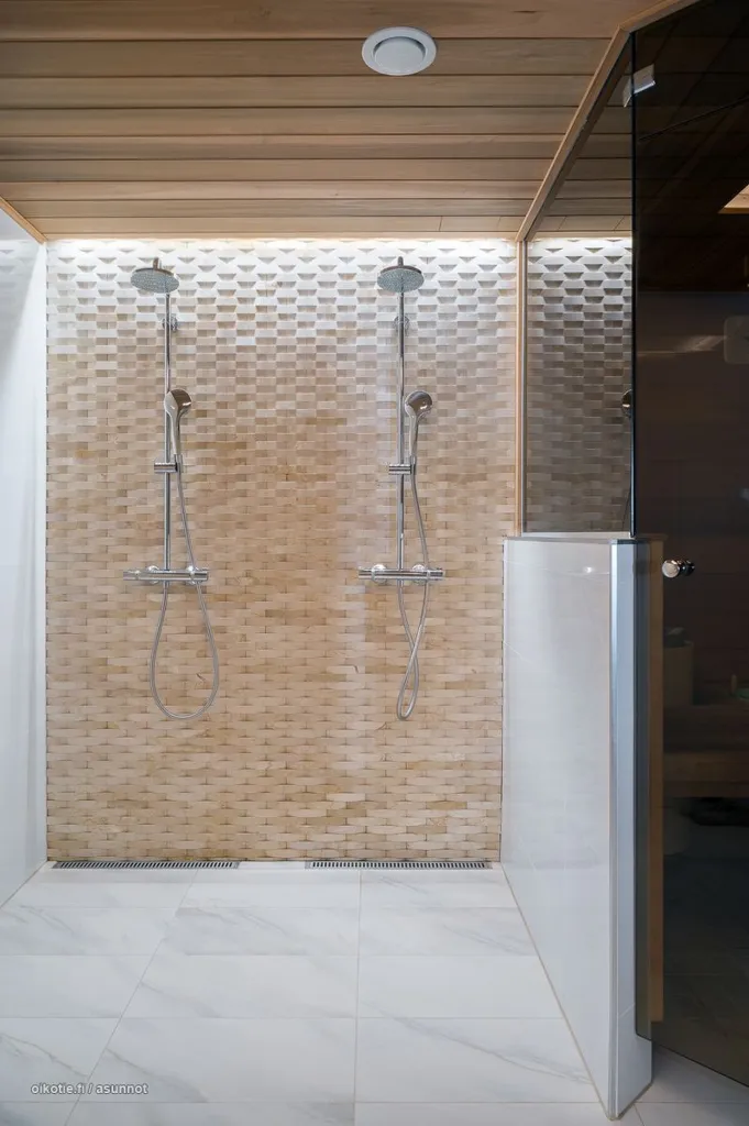 Salles de bain - Architect-Designed House with Sauna in Jalkaranta
