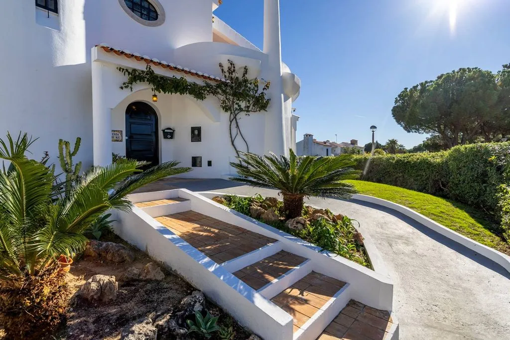 Välivaade - Moorish Villa with Pool in Vilamoura