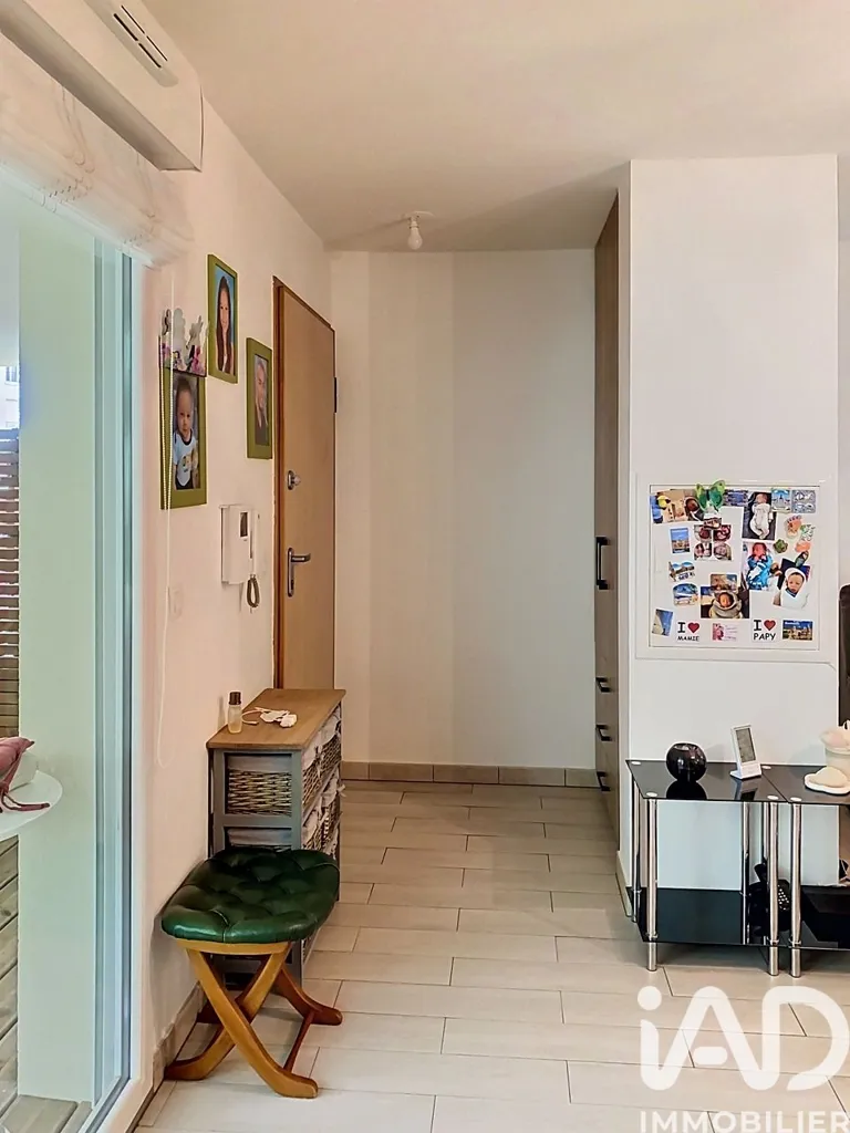 Entrée - Appartement Moderne avec Terrasse à Le Plessis-Trévise