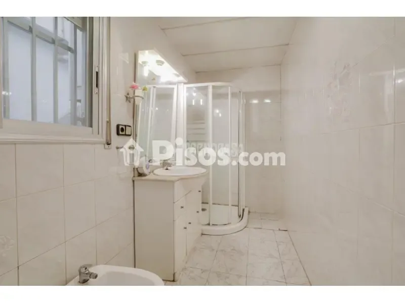 Bagni - Two-Storey House with Terraces in Terrassa