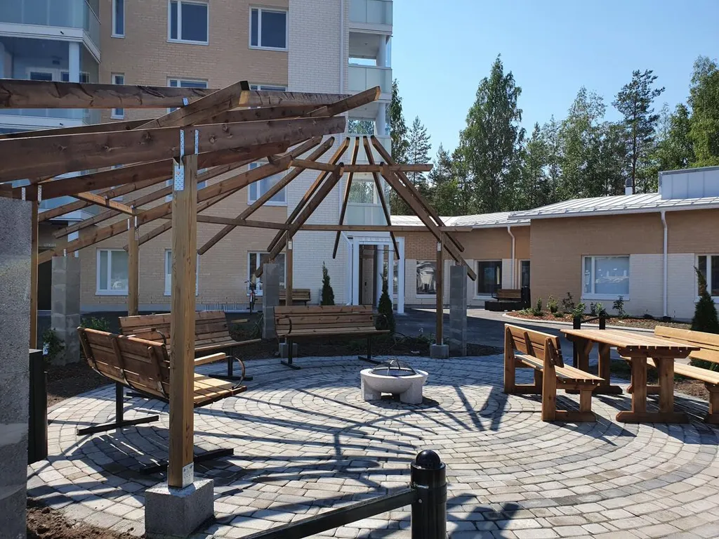 Garden - Accessible Senior Housing with Balcony in Eura Centre
