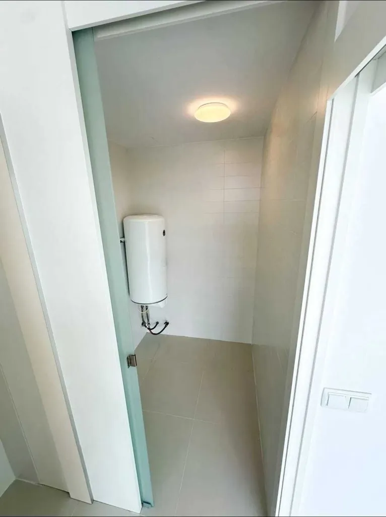 Vannitoad - New Duplex with Terrace in Playa den Bossa