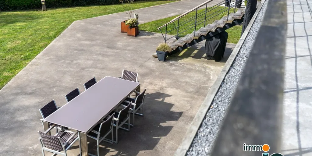 Terrasse - Maison avec Grand Jardin à Bredene, Proche de la Mer