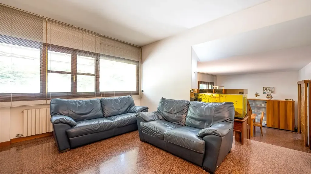 Séjour - Bifamiliar Villa with Private Garden in Noale