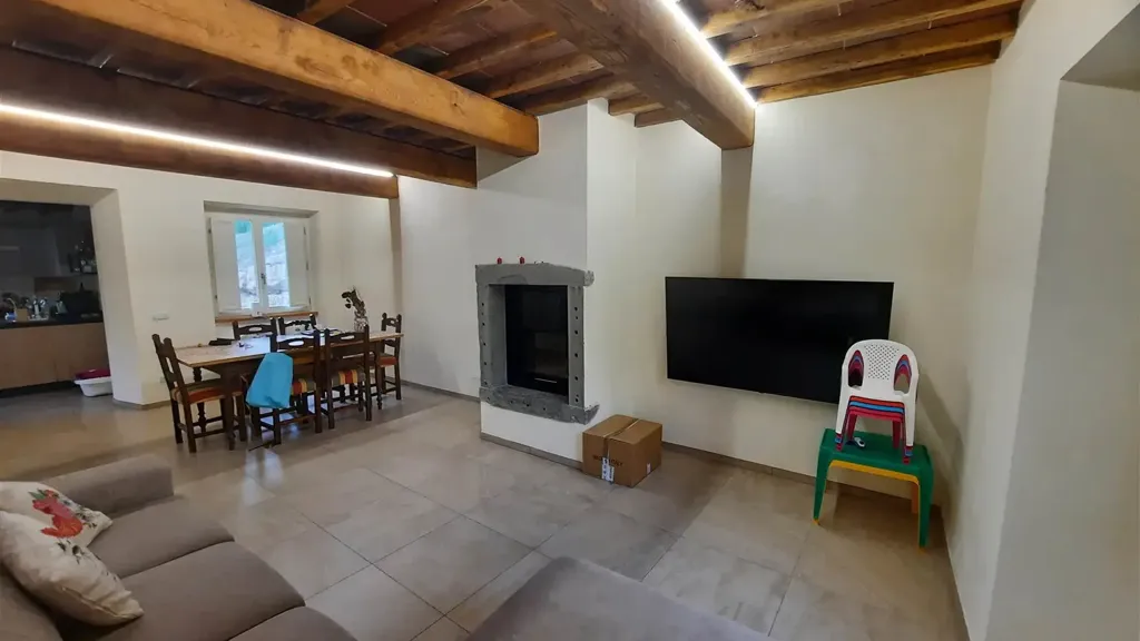 Elutuba - Rustic Home with Flat Garden in Castelfranco Piandisco