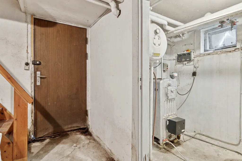 Flur - Villa with Development Potential in Slangerup
