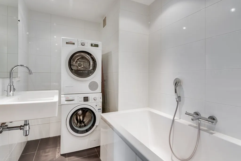 Salles de bain - Corner Apartment with West Balcony in Amsterdam