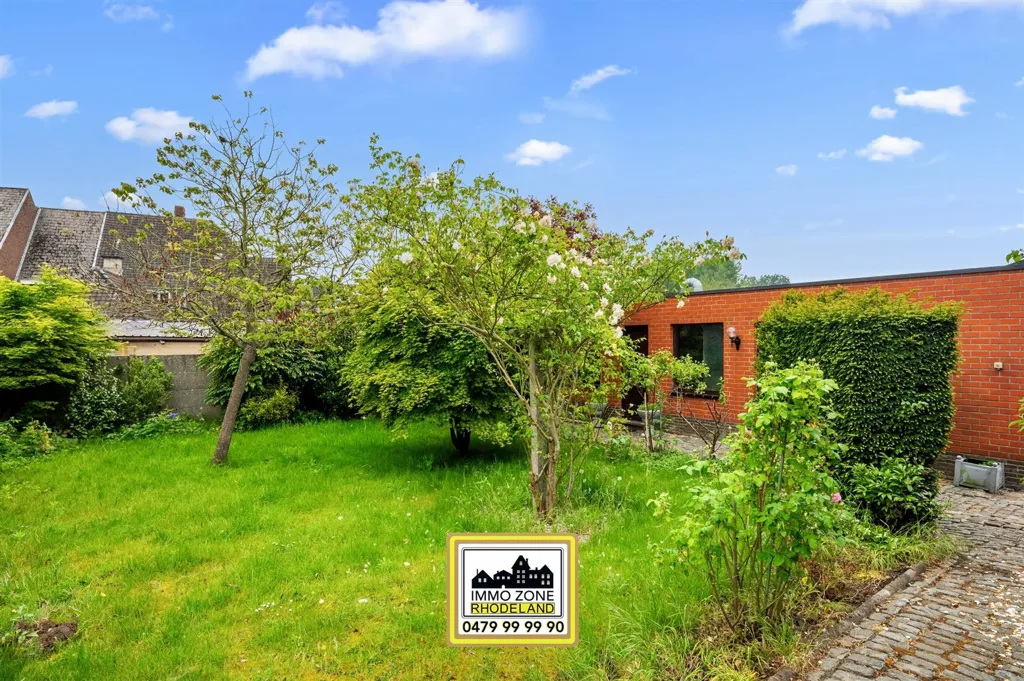 Garden - Spacious Bungalow with Garden in Oosterzele