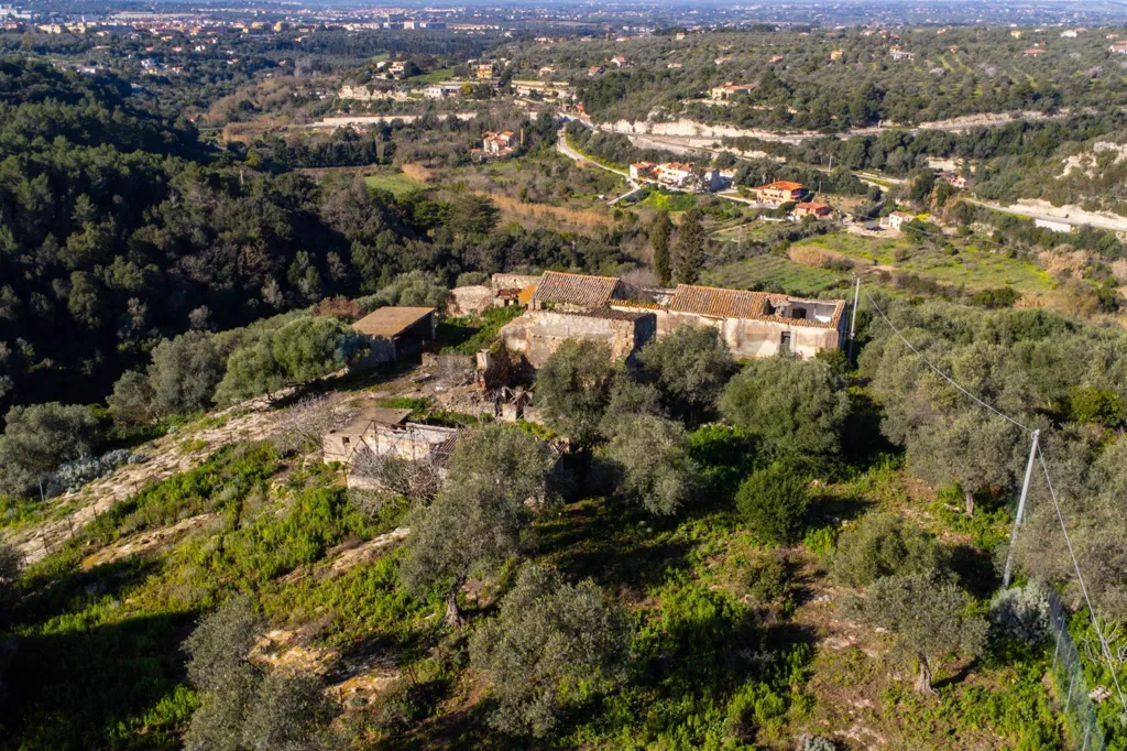 Vue aérienne - Buildable Land with Panoramic View in Monte Furru, Sassari