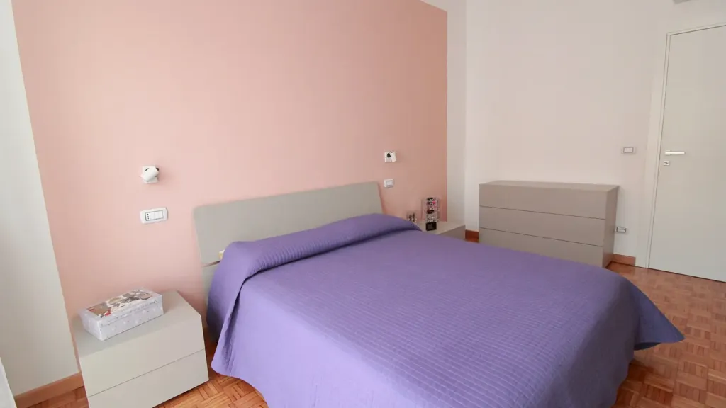 Magamistoad - Elegant Bilocale with Balcony in Saluzzo