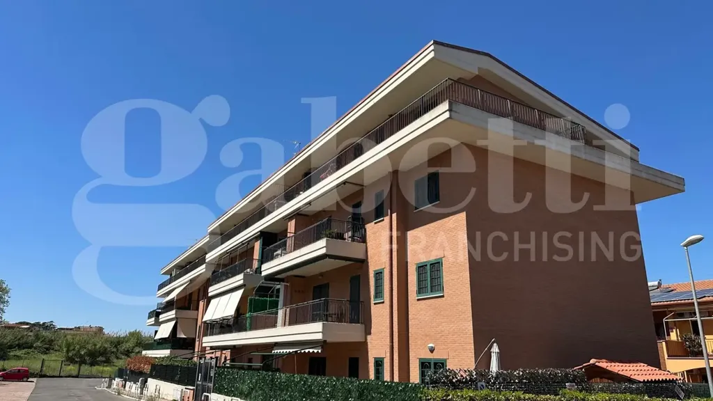 Extérieur - Apartment with Balcony in Via Anagnina, Rome