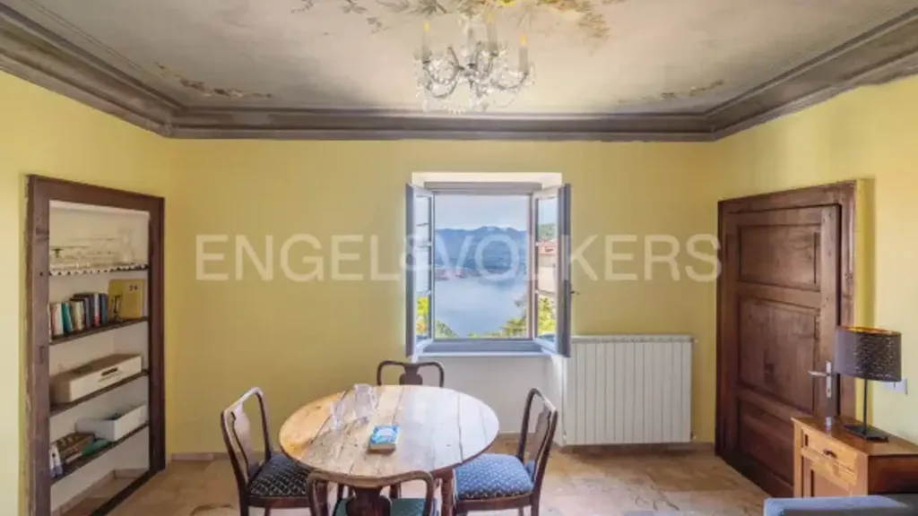 Sala da pranzo - Luxury Villa with Lake View in Maccagno