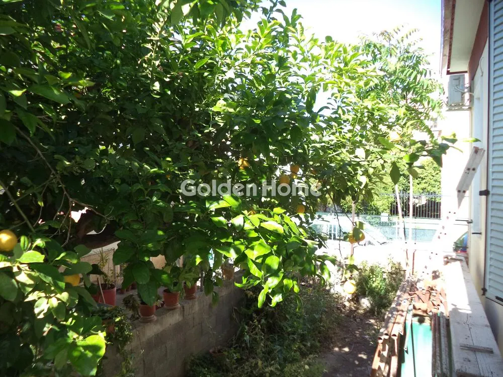 Aed - Partially Renovated Villa in Egio Centre