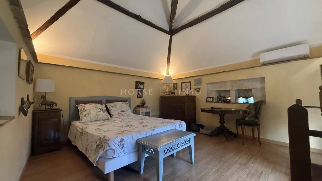 Chambres - Maison de Luxe avec Installations Équestres à Montpellier